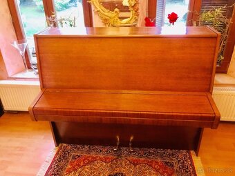 Steinway&Sons klavír Mod-V125 Mint stav - 5
