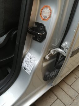 Predám Ford C-Max - 5