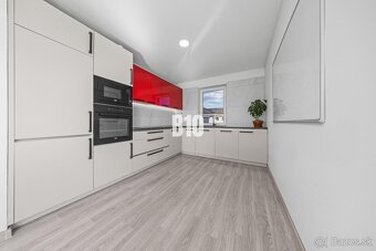 Krásny 4-izbový bungalov vo Hviezdoslavove - 5