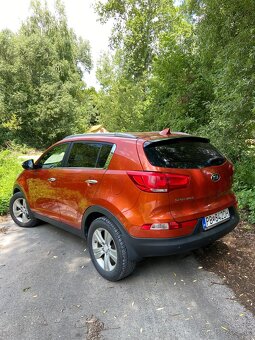 KIA Sportage Platinum ORANGE-BLACK INTERIÉR - 5