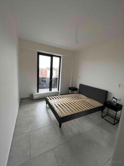 Prenájom moderného 2 izbového bytu v centre Prešova - 5
