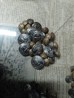 Gombíky socializmus - 5