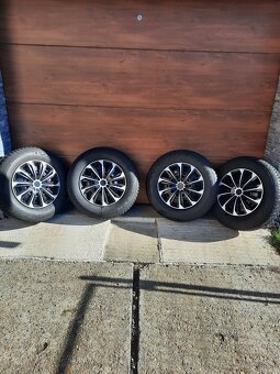 Predám zimné pneumatiky s plech. diskami - 5