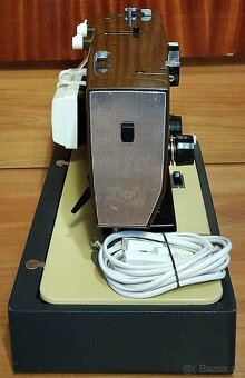 Šijací stroj značky Veritas. - 5