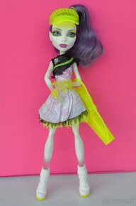 Monster High bábiky Draculaura, Spectra - 5
