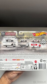 Hotwheels Premium Team Transport - 5