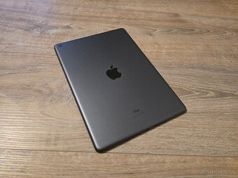 Apple iPad 8 32GB - 5