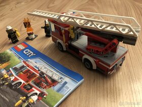 Lego CITY 60107 - Hasičské auto s rebríkom - 5