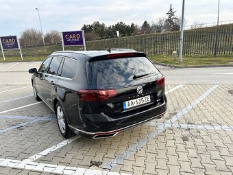 Volkswagen Passat Variant 2.0 TDI Elegance 4Motion DSG - 5