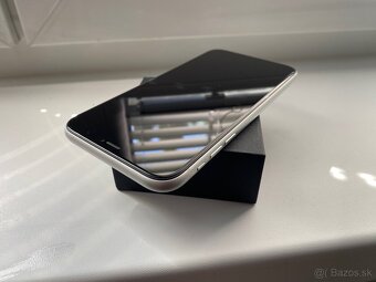 iPhone XR 64Gb Top Stav - 5