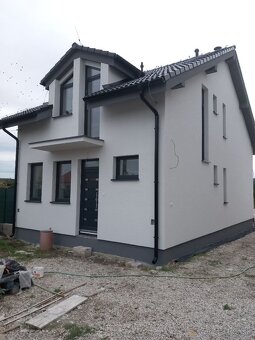 Nanášanie Fasádnej omietky (točena , rihovana) - 5