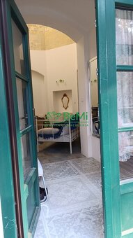 4-izbový byt s barokovým štýlom, krásnou terasou , záhrado - 5