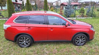 MITSUBISHI OUTLANDER 2.2 DI-D AUTOMAT 7-miestne - 5