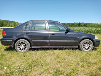 Honda Civic 1.5 VTEC - 5