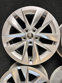 5x112 R17 Originál Škoda Octavia IV. NOVÝ STAV - 120KM - 5