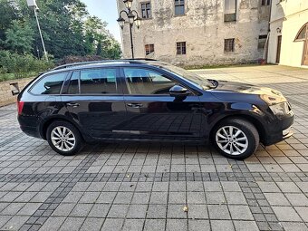 Škoda Octavia Combi 2.0 TDI M6 Sport Navi DVD R16 Orig. KM - 5