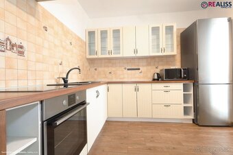 Zrekonštruovaný, zariadený 2-izbový byt na Sládkovičovej uli - 5