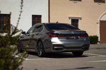 BMW 750d xDrive M-Sport - 5