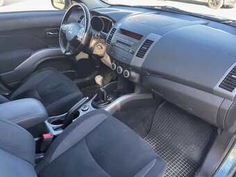 Mitsubishi Outlander 2.2 DI-D 4x4, 7-miestny, 156 k, - 5