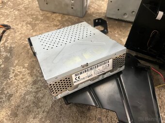 Mercedes w211 comand radio - 5