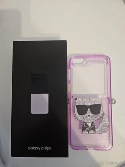 Samsung Z Flip 5 - 5