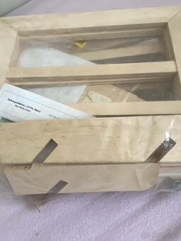 Drevené poličky na časopisy - 5