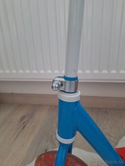 Kolobežka s tromi kolesami - 5