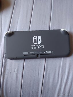 Nintendo Switch Lite - 5
