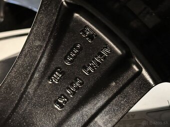original audi a3 s3 r19 RS 8Y 8Y0601025CG letní - 5