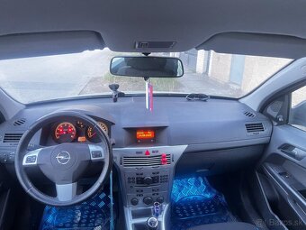 Opel Astra H 1.4 Benzín 66 KW - 5