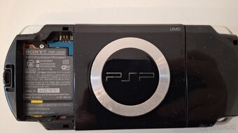 Sony PSP Portable PSP-2000 + hry. Japonska verzia - 5