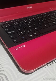 SONY VAIO - 5