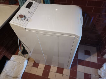 Electrolux EWT1366HDW na náhradné diely - 5