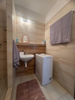 Prenajmem 1izbovy byt v Šuranoch - 5