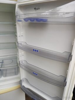 Predám chladničku s mrazničkou - 5