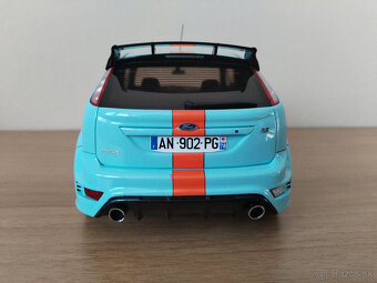 Predám model FORD FOCUS RS MKII 2010 v mierke 1:18 - 5