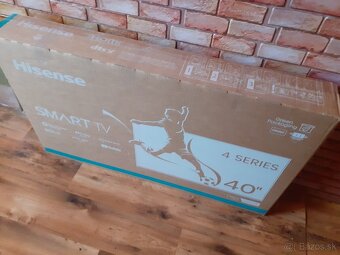 Predám televízor smart hisense 100cm - 5