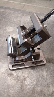 Zverak pod vrtacku - 5