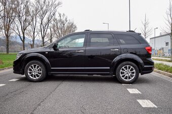 Fiat Freemont 2.0 16V MultiJet 4x4 A/T - 5