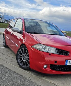 Predám Renault Megane RS 2.0T - 5
