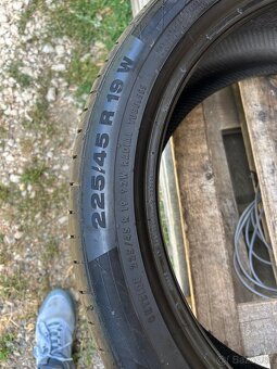 Continental 225/45/19”W - 5