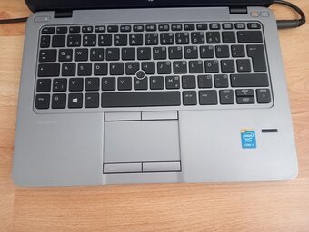 predám HP elitebook 820 g2 - Intel core i5 - 4gb ram - 5