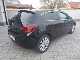 Opel Astra J 1.7 CDTI - 5