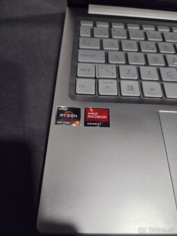 Predám notebook Asus Vivobook 15 OLED (M1505YA-OLED390W) - 5