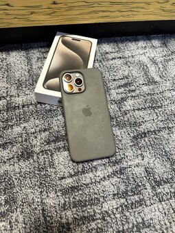 iPhone 15 Pro Max 512gb - 5