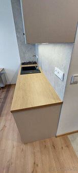 Prenajmem 1i byt s balkónom DCA Centrum I - 5