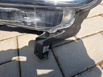 Svetlo ľavé Ford Ranger obyčajne - 5