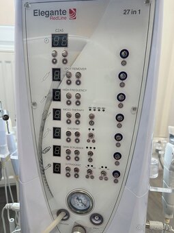 Kozmeticky set lehatko a pristroj 27v1 - 5