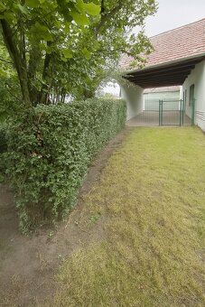 Na predaj krásny stavebný pozemok v centre Zohoru - 5
