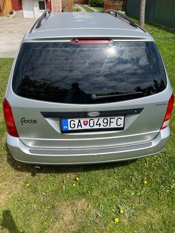 Predám Ford focus 1.6 benzin 74kw - 5